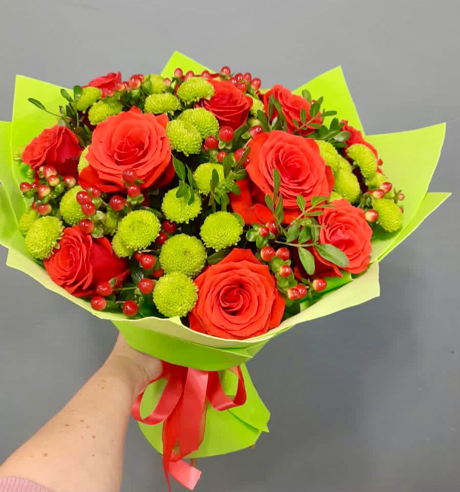 Букет цветов из: Хризантемы и Розы в Боровёнка