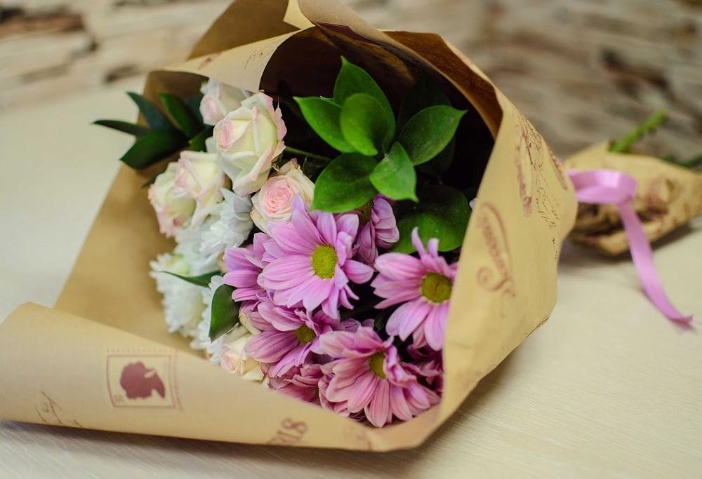 Букет цветов из: Розы и Хризантемы в Боровёнка