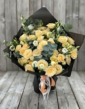 Букет цветов из:  Розы и Лизиантусы в Боровёнка