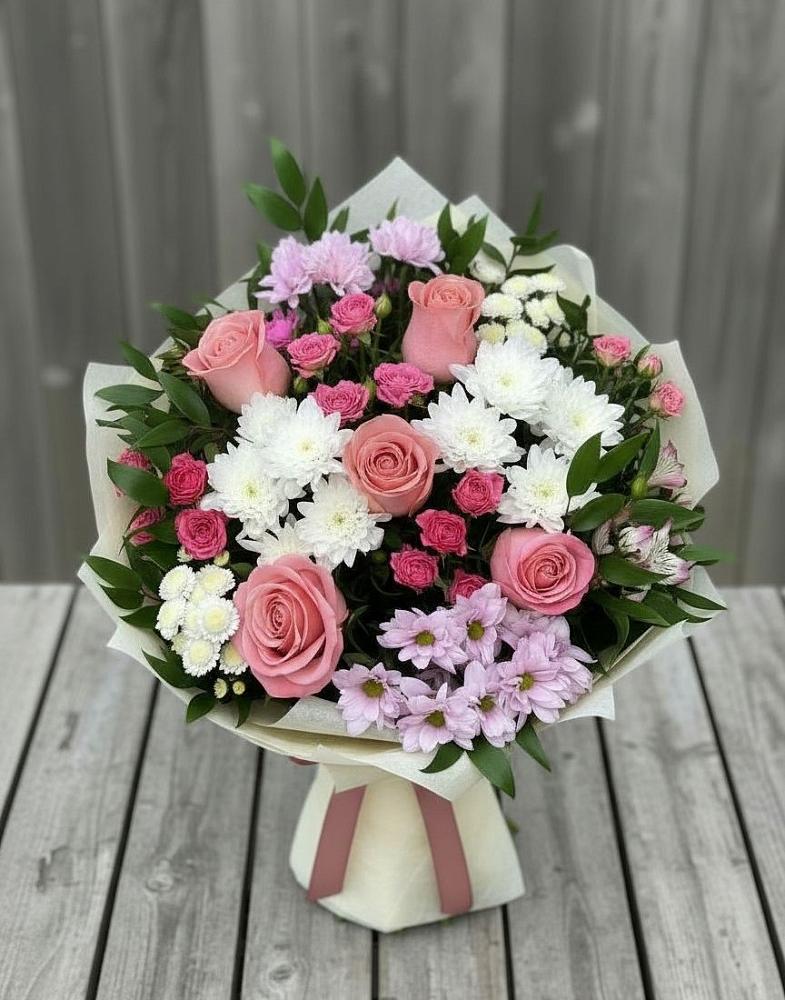 Букет цветов из: Альстромерии, Гвоздики, Розы и Хризантемы в Боровёнка