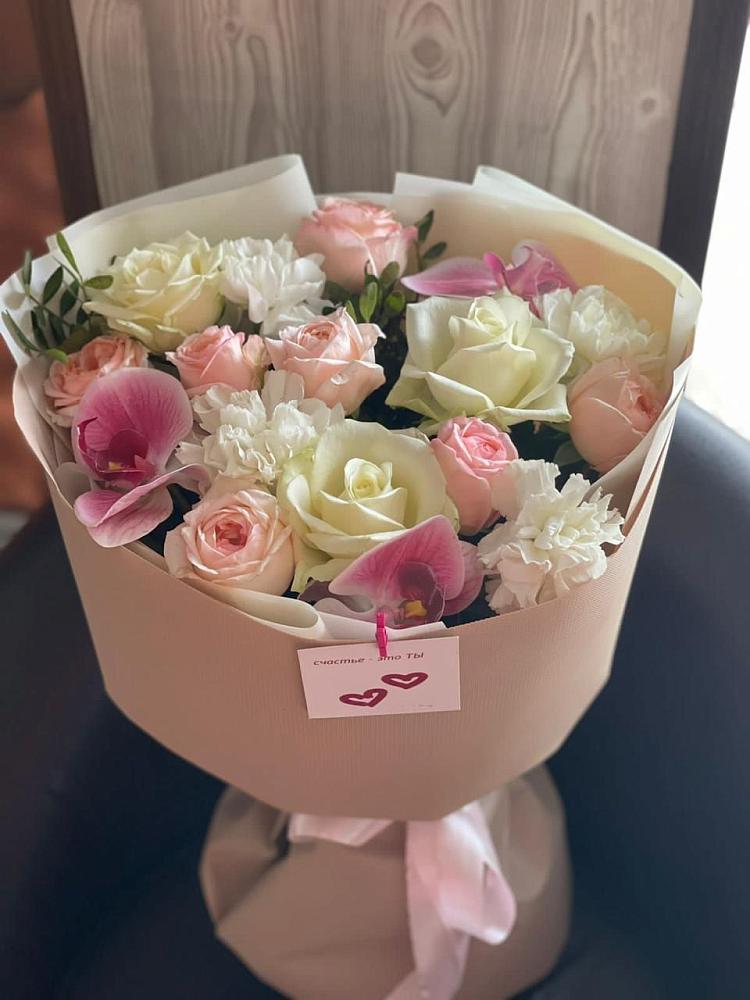 Букет цветов из: Орхидеи, Розы и Гвоздики в Боровёнка