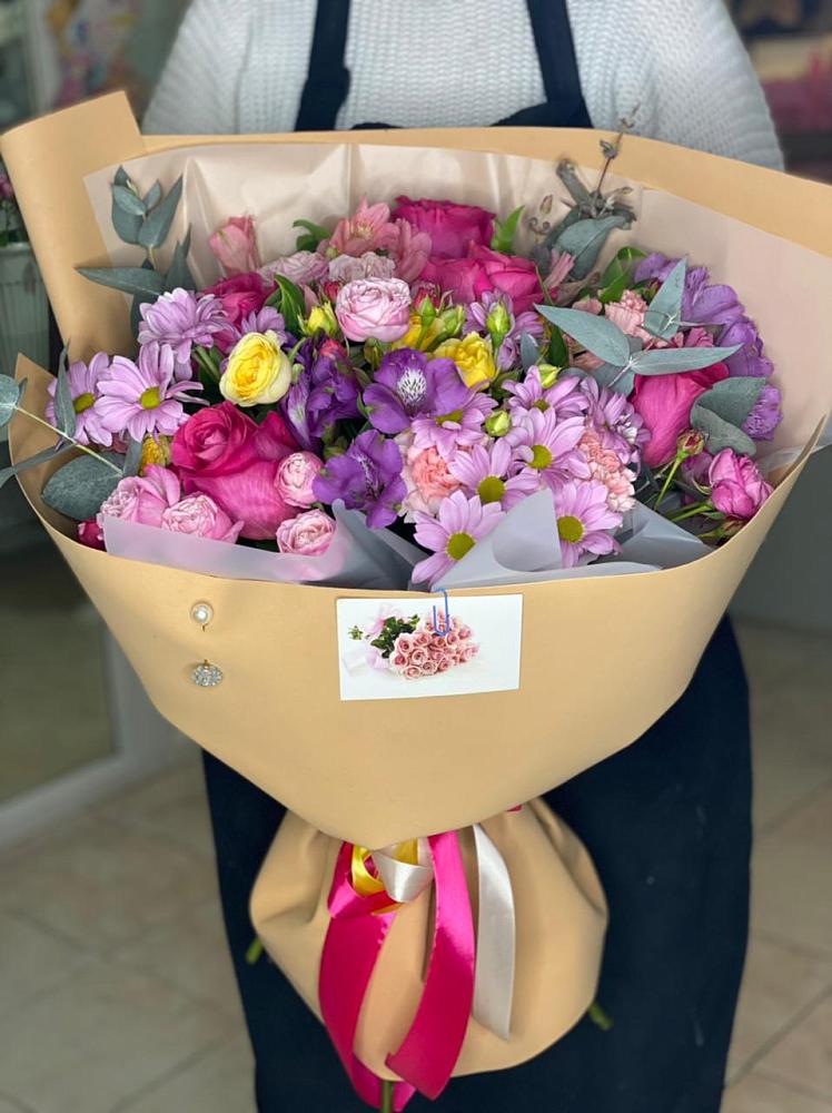 Букет цветов из: Хризантемы, Гвоздики и Альстромерии в Боровёнка