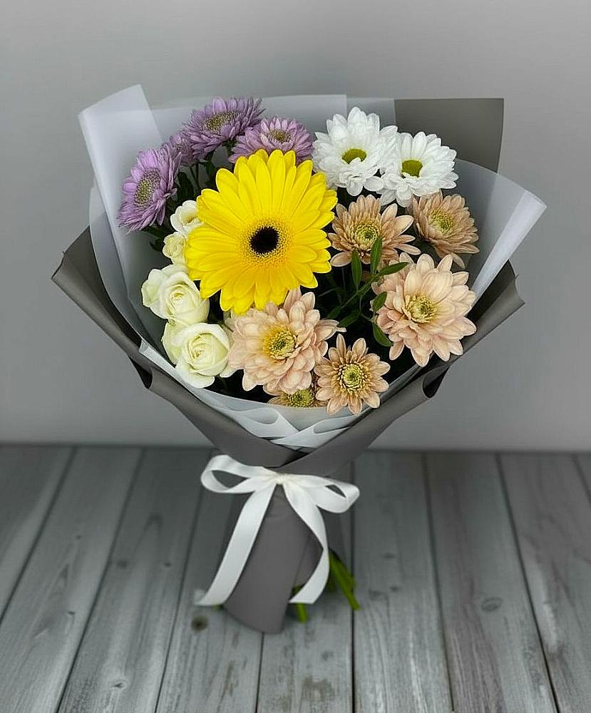 Букет цветов из: Розы, Герберы и Хризантемы в Боровёнка