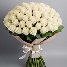 Букет 101 беля роза Белоснежка в Боровёнка