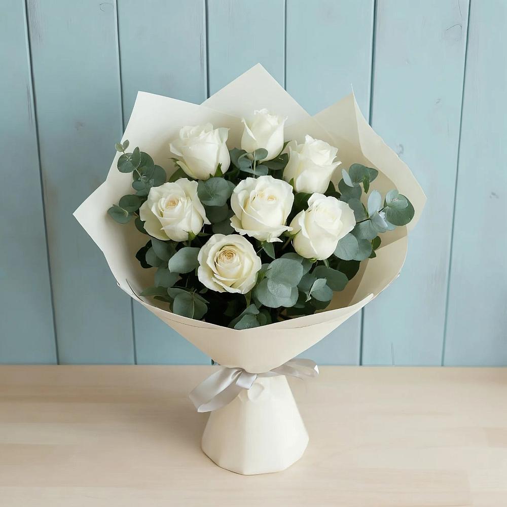 Букет Белые розы в Эвкалипте в Боровёнка