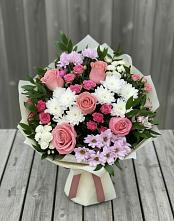 Букет цветов из:  Альстромерии, Гвоздики, Розы и Хризантемы в Боровёнка