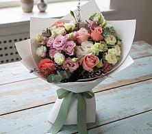 Букет цветов из:  Розы, Лизиантусы и Гвоздики в Боровёнка