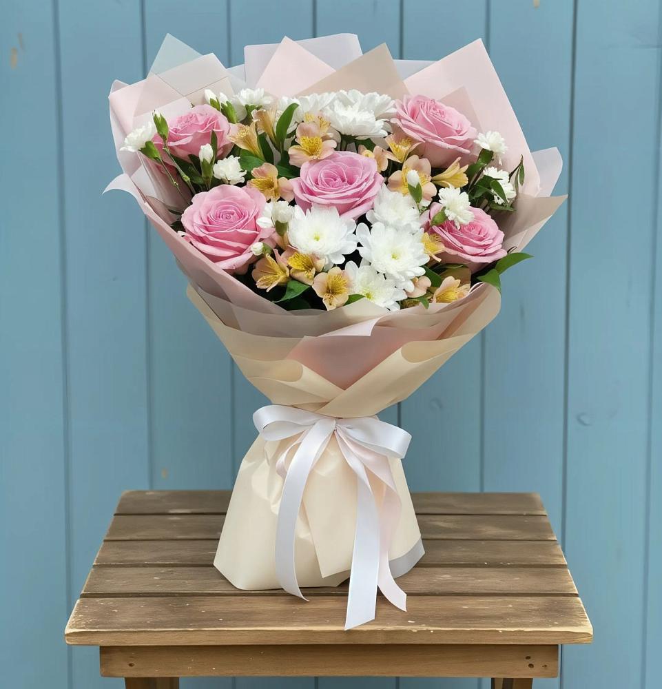 Букет цветов из: Гвоздики, Орхидеи и Розы в Боровёнка