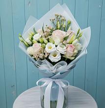 Букет цветов из:  Розы и Лизиантусы #REPLACE_PRED# Боровёнка