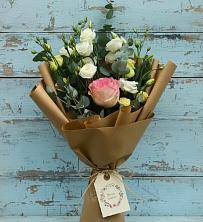 Букет цветов из:  Розы и Лизиантусы в Боровёнка
